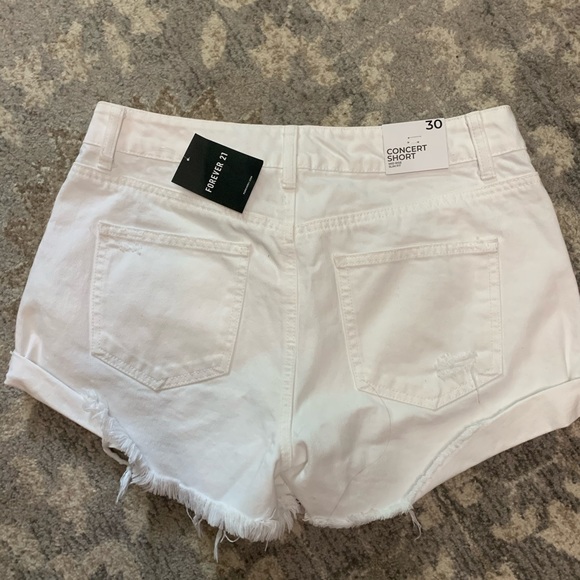 White forever 21 shorts - Picture 3 of 3